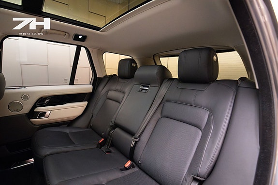 Land Rover Range Rover 19 of 23