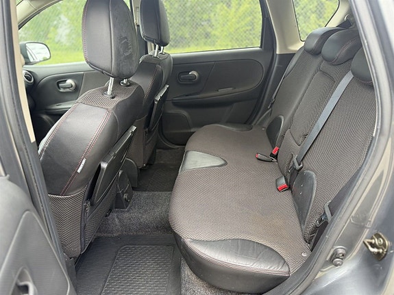 Nissan Note 7 of 13