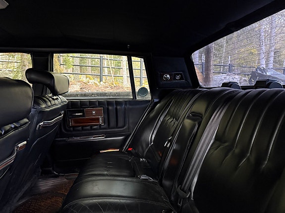 Cadillac Seville 8 of 9