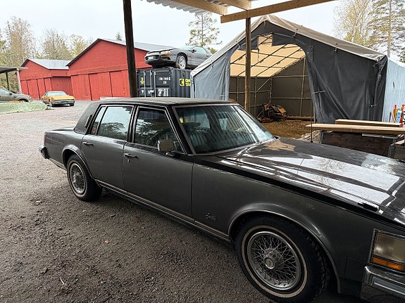 Cadillac Seville 9 of 9