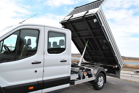 Ford Transit 18 of 19