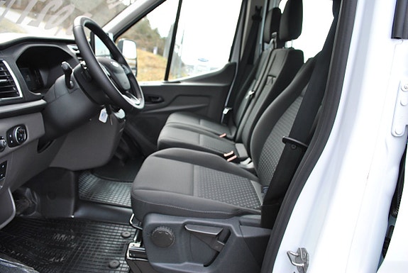 Ford Transit 8 of 19