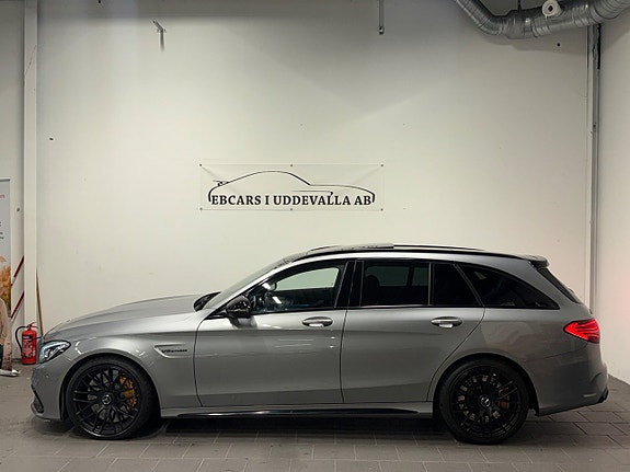 Mercedes-Benz C63 7 of 19