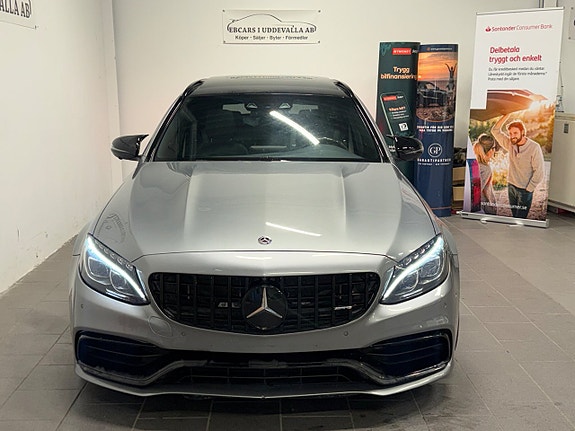 Mercedes-Benz C63 9 of 19