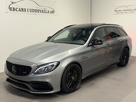 Mercedes-Benz C63 8 of 19