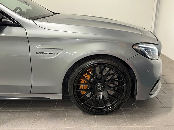 Mercedes-Benz C63 18 of 19