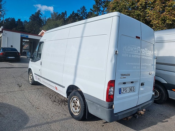 Ford Transit 8 of 18