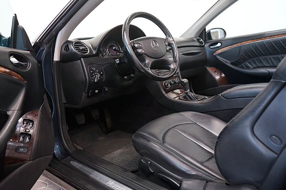 Mercedes-Benz CLK200 6 of 10