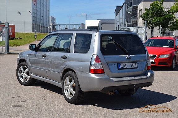 Subaru Forester 2 of 5