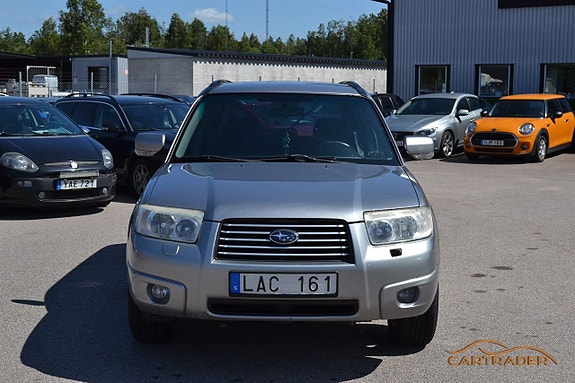 Subaru Forester 3 of 5