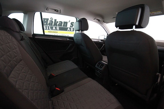 Volkswagen Tiguan 4 of 5