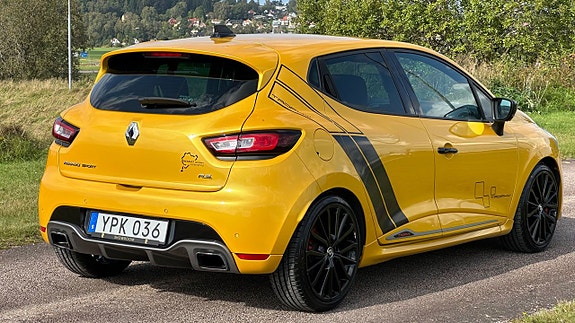 Renault Clio 2 of 5