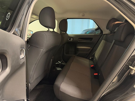 Citroen C4 Cactus 9 of 12