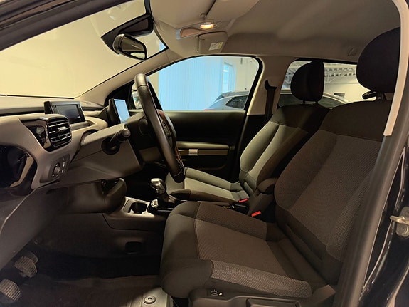 Citroen C4 Cactus 8 of 12