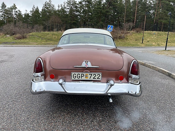 Lincoln Capri 6 of 12