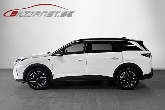 Peugeot 5008 2 of 5