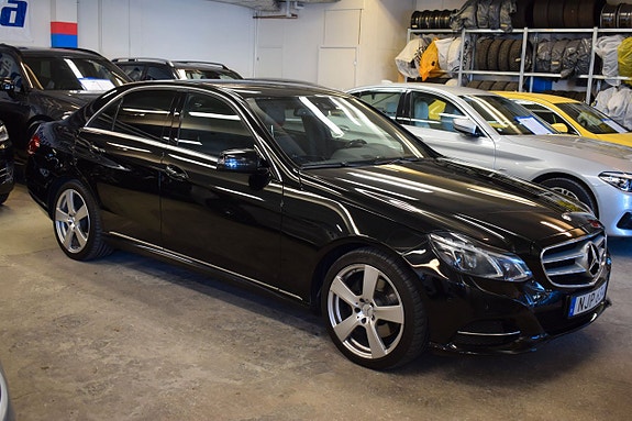 Mercedes-Benz E250 2 of 5