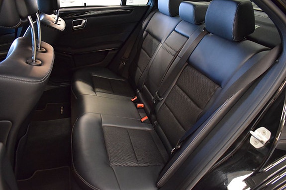 Mercedes-Benz E250 9 of 14