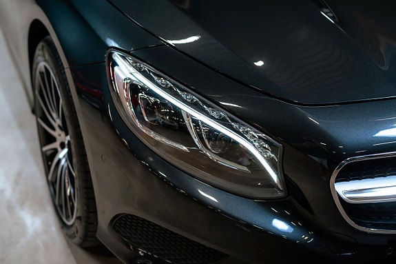 Mercedes-Benz S500 5 of 5