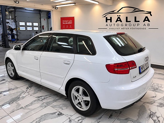 Audi A3 4 of 11