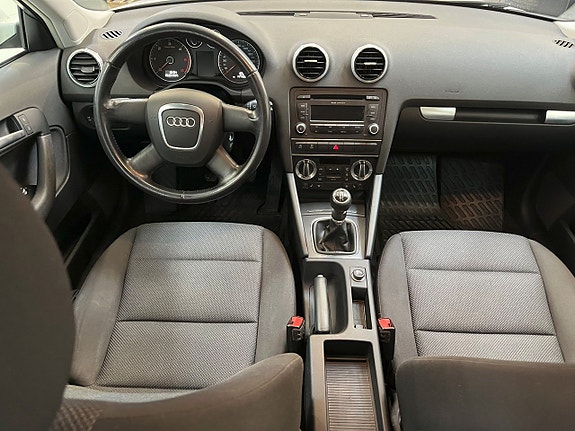 Audi A3 8 of 11