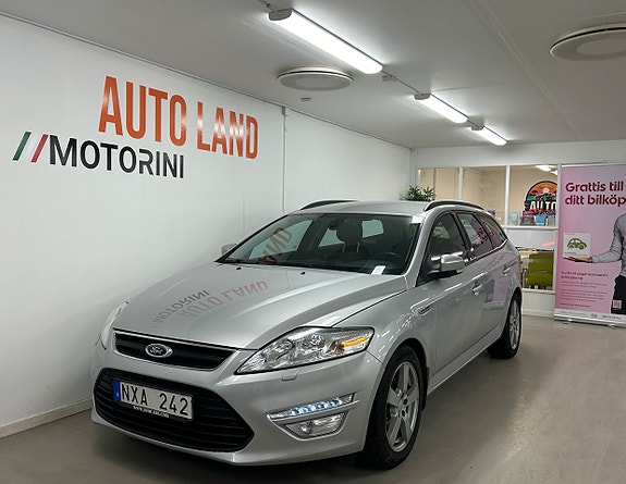 Ford Mondeo 26 of 28