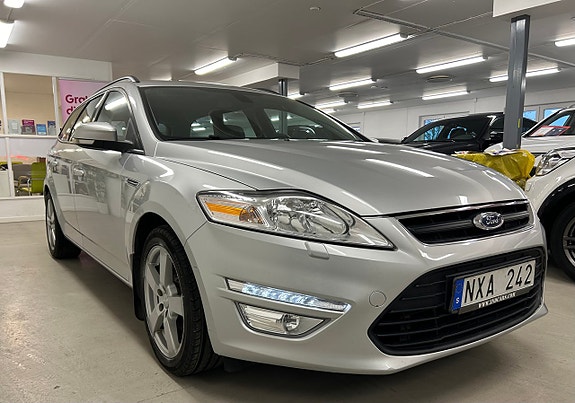 Ford Mondeo 28 of 28