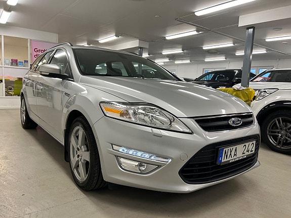 Ford Mondeo 27 of 28