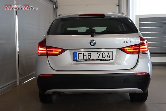 BMW X1 4 of 5