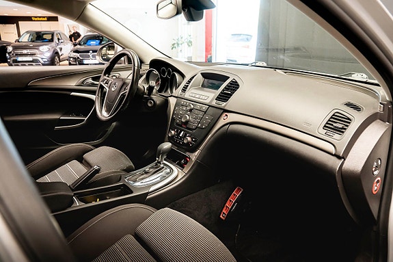 Opel Insignia 13 of 23