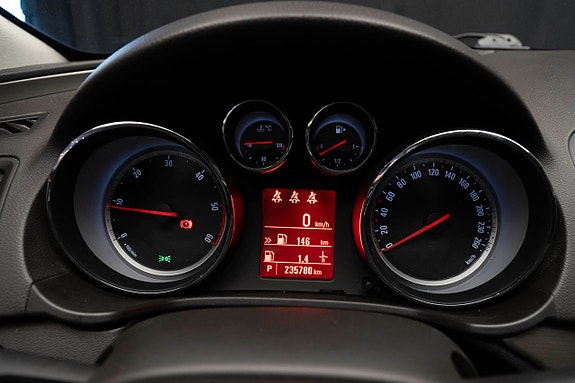 Opel Insignia 15 of 23
