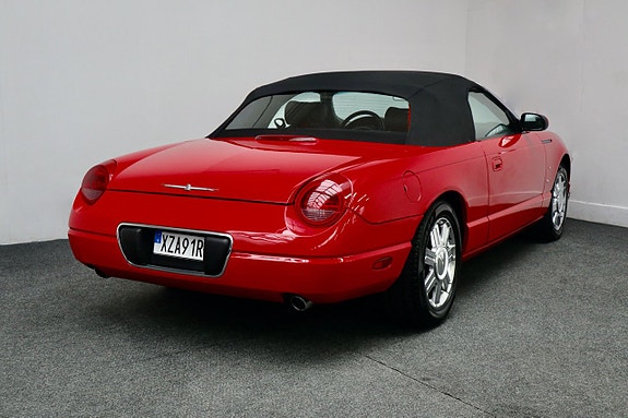 Ford Thunderbird 5 of 27