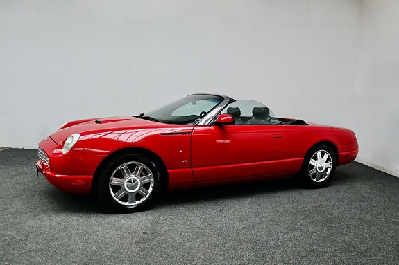 Ford Thunderbird 2 of 27