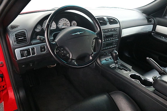Ford Thunderbird 10 of 27