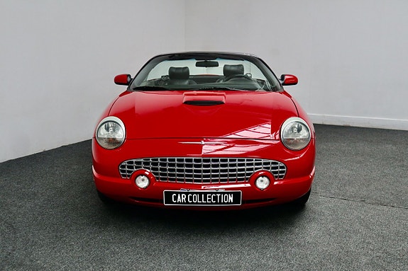 Ford Thunderbird 4 of 27