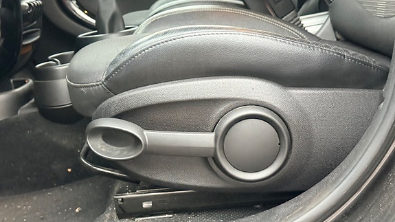 MINI Countryman Cooper 8 of 21