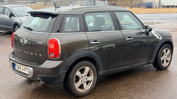 MINI Countryman Cooper 4 of 5