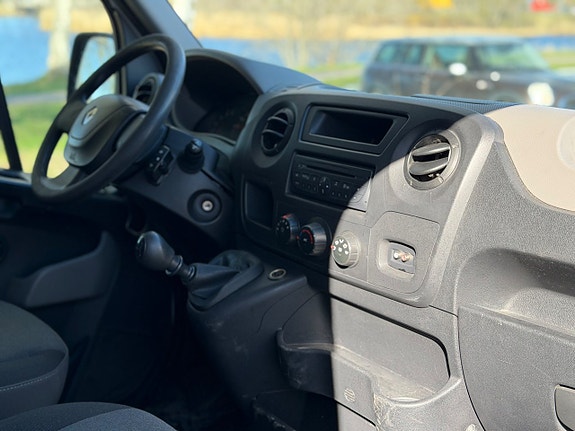 Renault Master 9 of 10