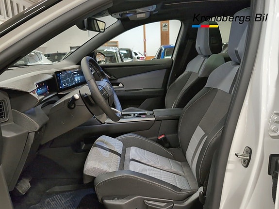 Opel Grandland 8 of 29