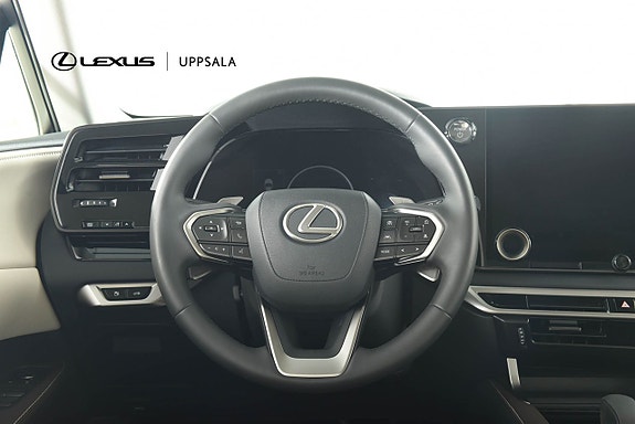 Lexus RX450h+ 9 of 20