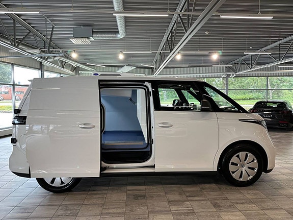 Volkswagen ID. Buzz 6 of 14
