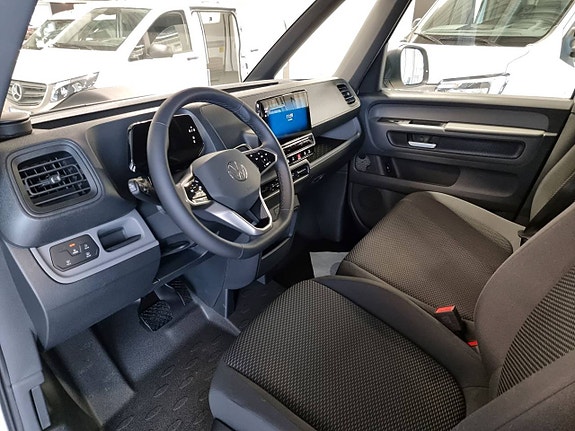 Volkswagen ID. Buzz 8 of 14