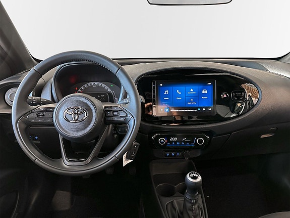 Toyota Aygo X 8 of 11
