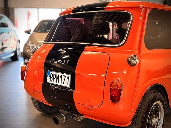 Austin Mini 6 of 12