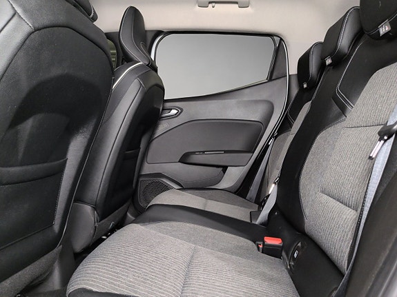 Renault Clio 16 of 27