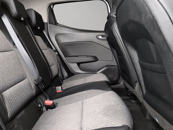 Renault Clio 14 of 27