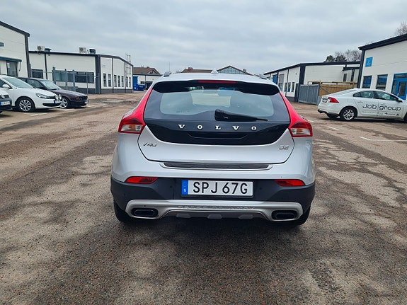 Volvo V40 Cross Country 6 of 12
