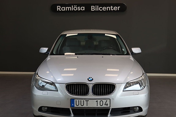 BMW 545i 4 of 23
