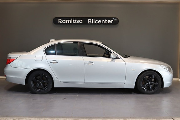 BMW 545i 3 of 23
