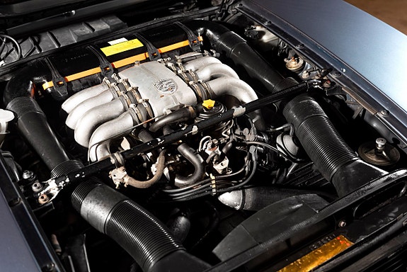 Porsche 928 23 of 24